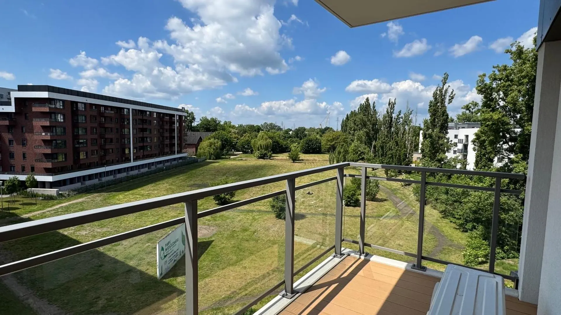 Apartment With Air Condition And Garage Wrocław Polen